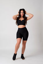 Load image into Gallery viewer, Black Zipper Crop Top
